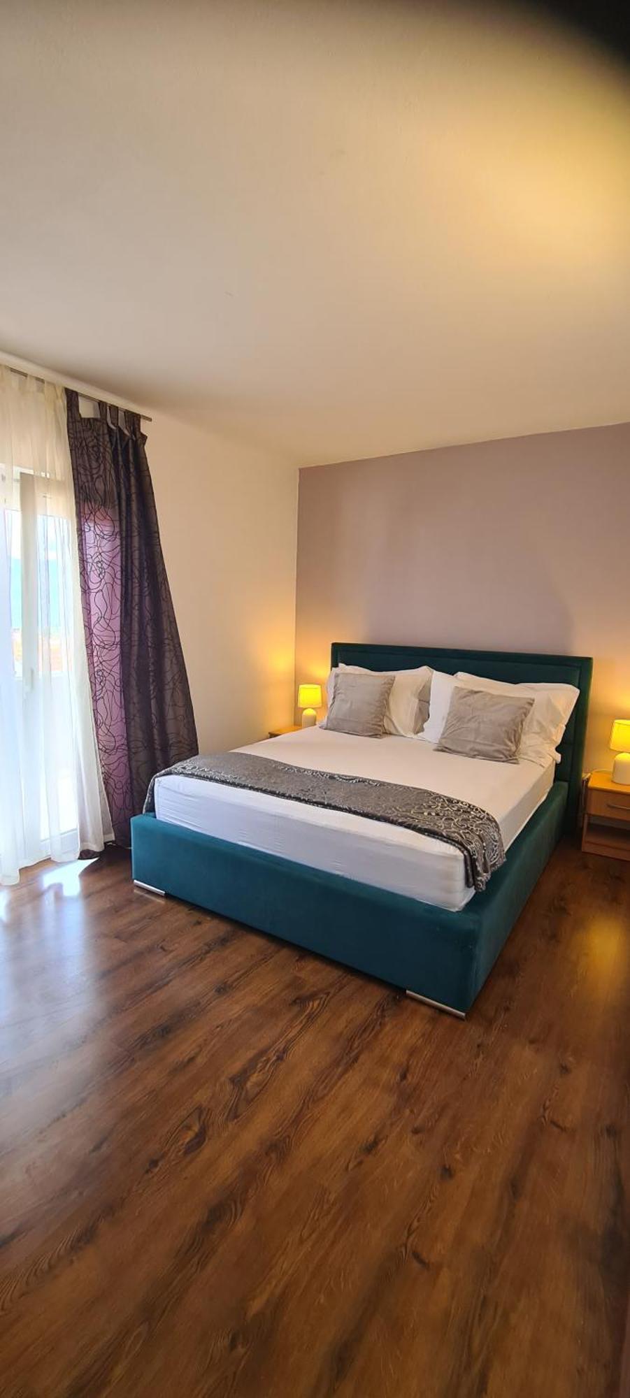Apartments Mery Supetar Exterior photo